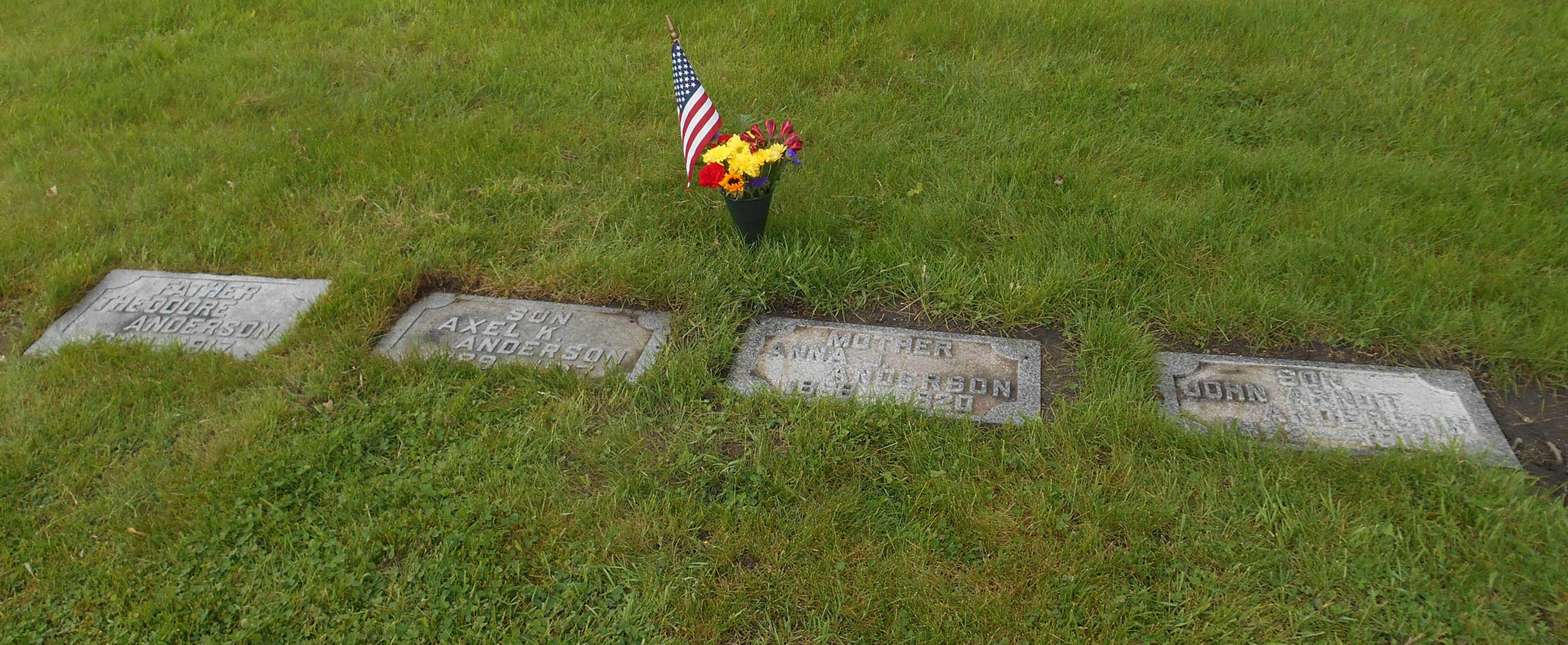 Anderson plot at Hillside Cemetery