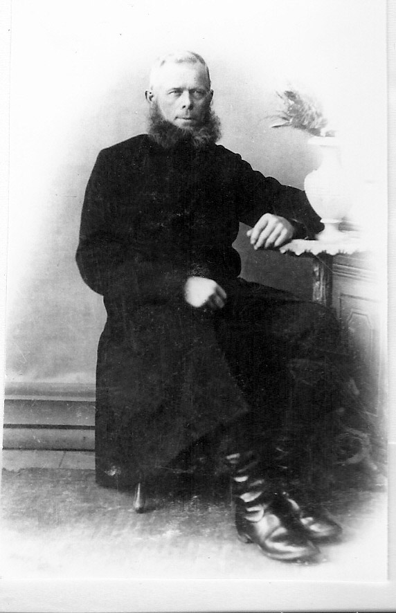 Ernst Toll Portrait